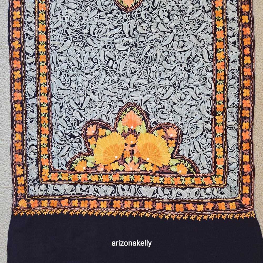 NWOT Wool Scarf with Chain Stitch Embroidery Purple Orange. - Picture 10 of 15